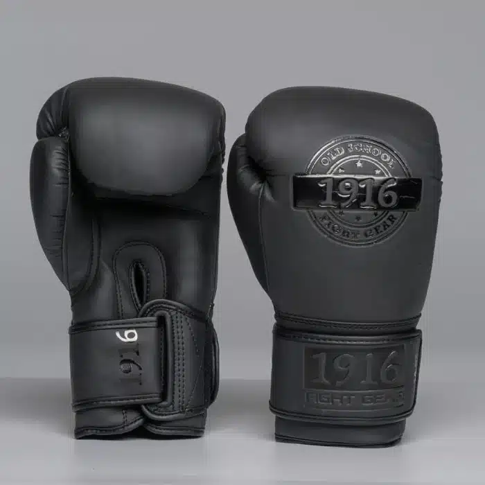 1916 Fight Gear Bokshandschoen Legend Pu Zwart