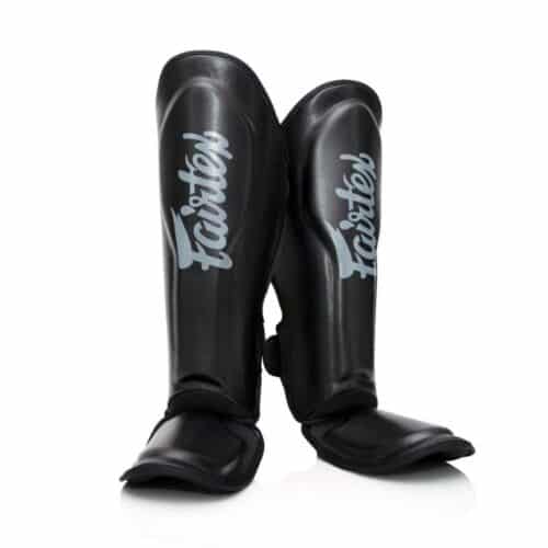 Fairtex x booster scheenbeschermer black
