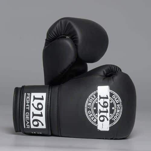 1916 Fight Gear Bokshandschoen Legend Pu Zwart/Wit