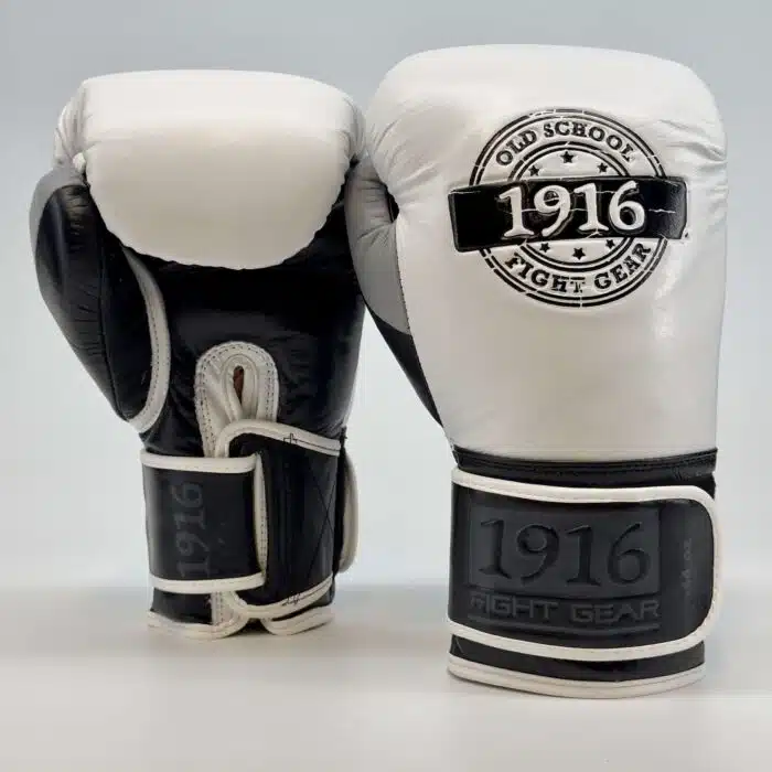 1916 fight gear bokshandschoen legend wit/grijs