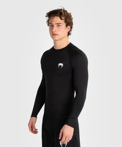 Venum contender rashguard long sleeve black/white