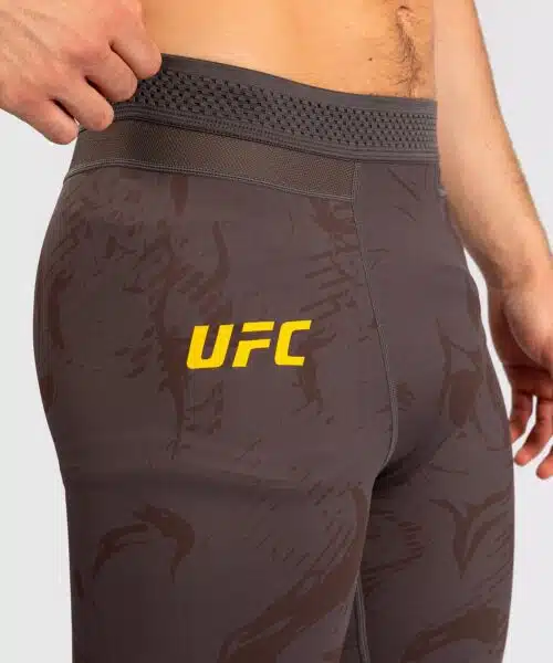 UFC Fusion by Venum Fight Week Performance Leggings voor Heren - Earthen Brown