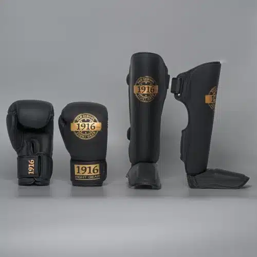 1916 Fight Gear Kickboks Set Legend Pu Special Black/Gold
