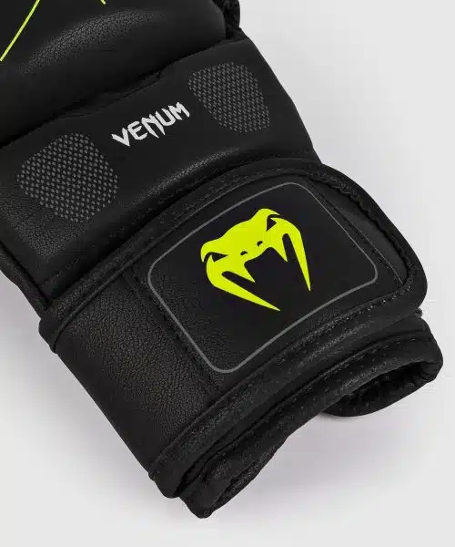 Venum MMA Handschoenen Training Camp 4.0 Black/Neon Green