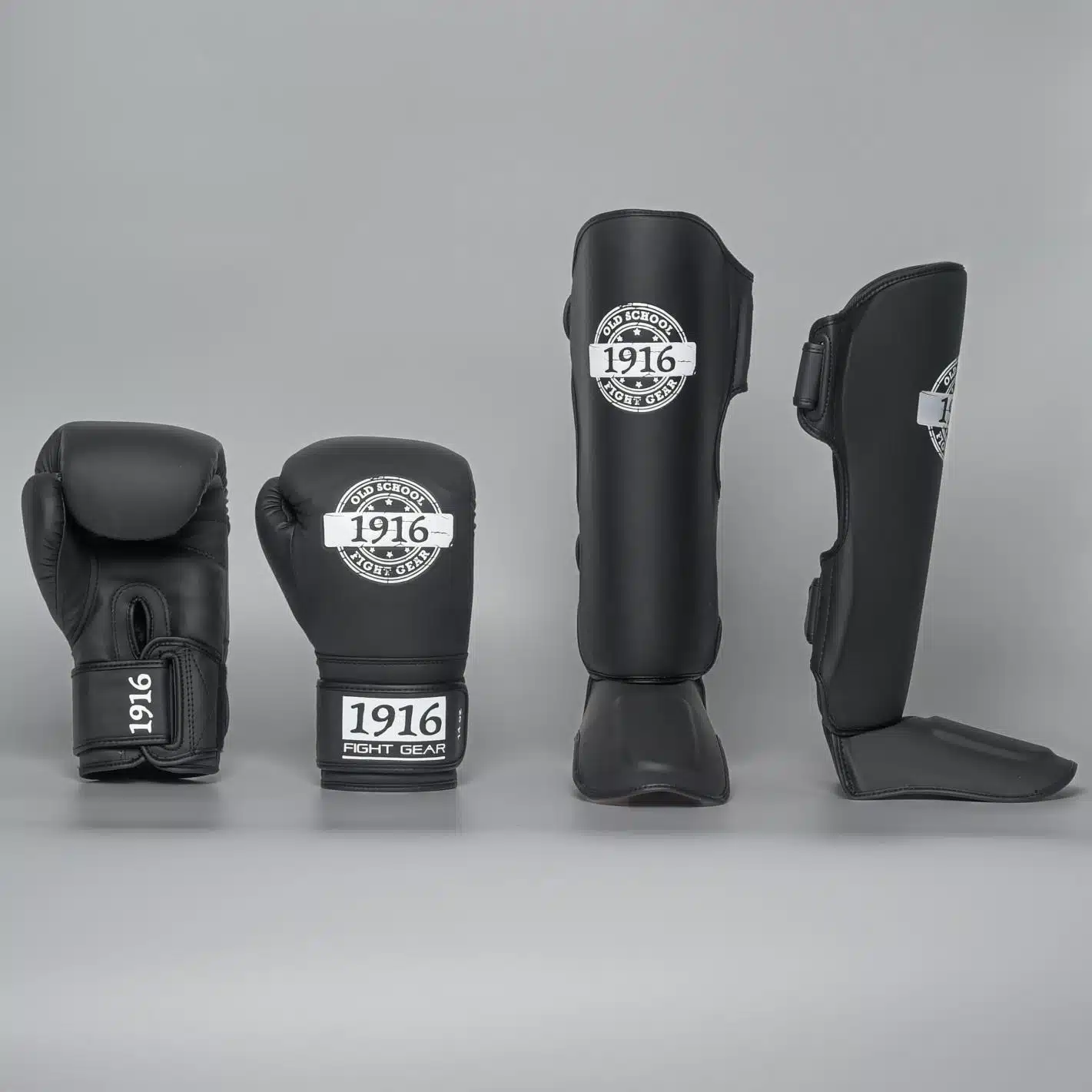 1916 Fight Gear Kickboks Set Legend Pu Special Black/White
