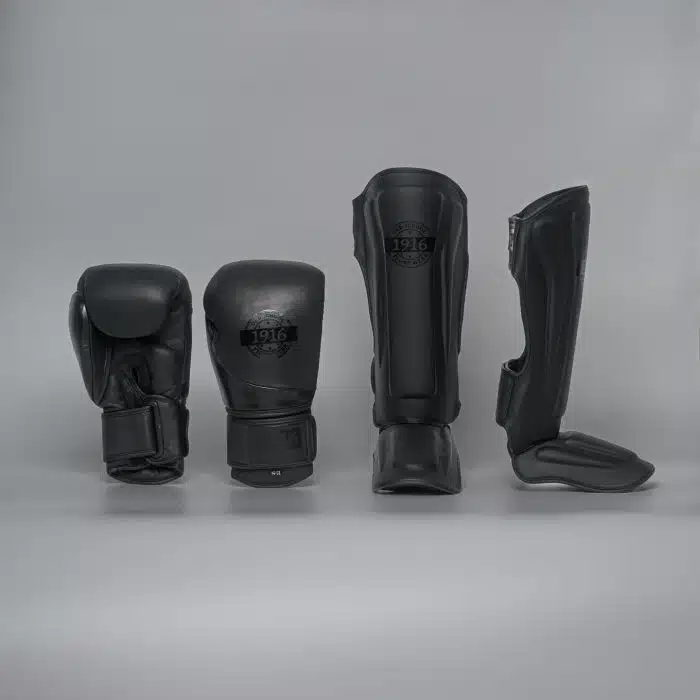 1916 Fight Gear Kickboks Set Legacy X Black