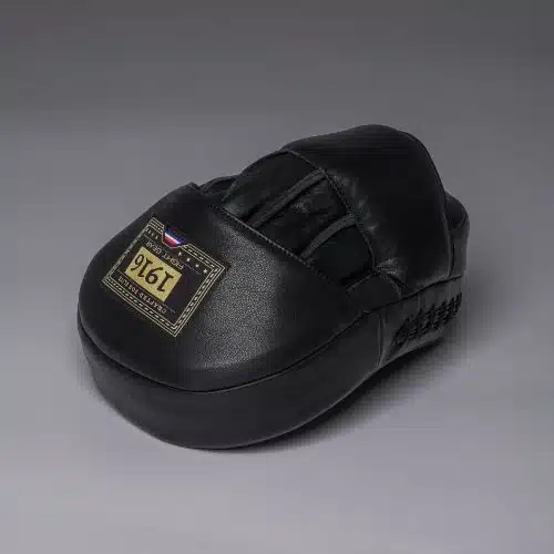 1916 Fight Gear Premium Elite Handpads Black/Gold