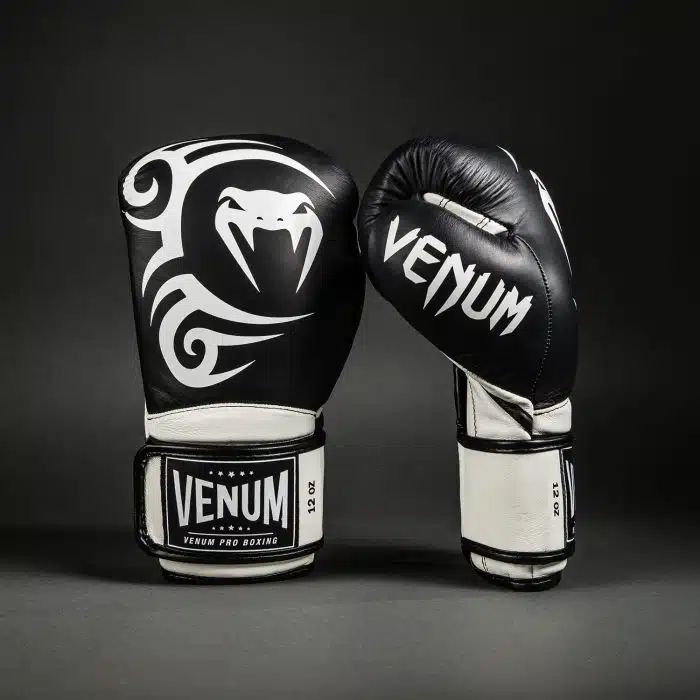 Venum Bokshandschoenen Mike Tyson Leather Black/White